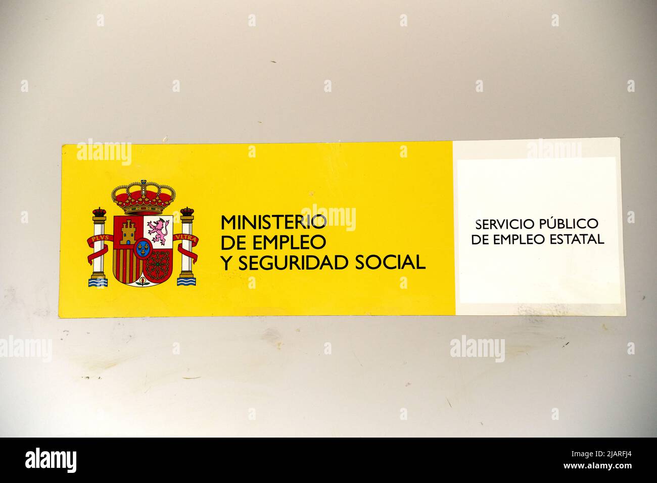 Pamplona, Spanien 9. januar 2022. Offizielles Gebäude des öffentlichen Arbeitsdienstes Navarra. Stockfoto