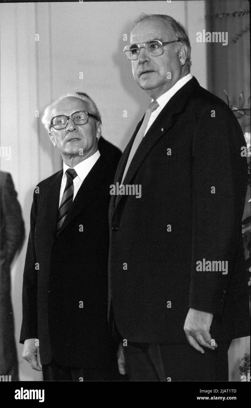 Bundeskanzler Helmut Kohl und DDR-Staatschef Erich Honecker. Stockfoto