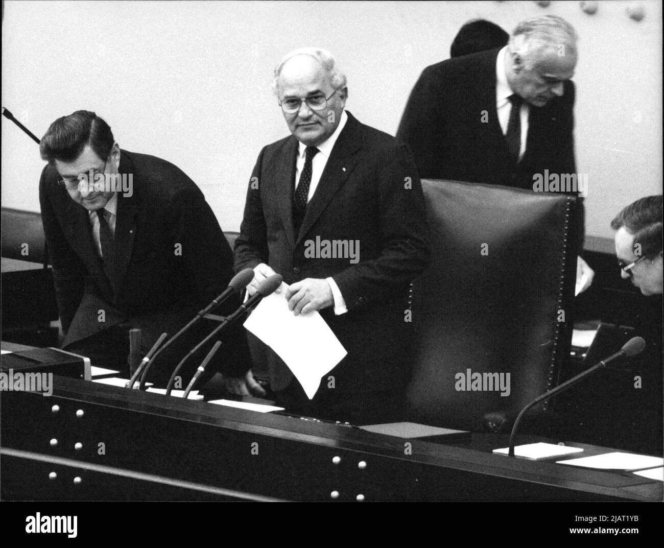 Foto des Bundestagspräsidenten Dr. Rainer Barzel im Bundestag. Stockfoto