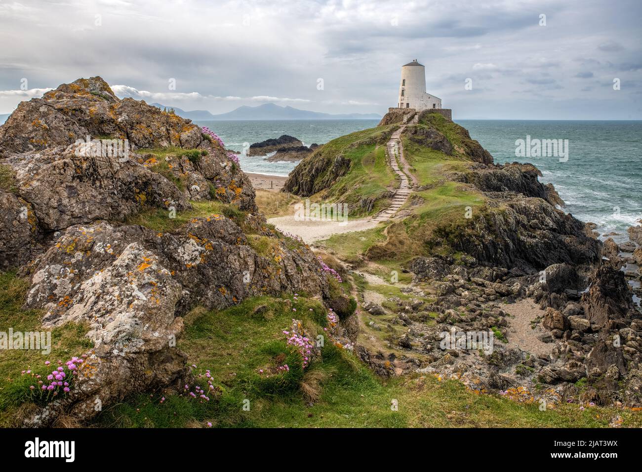 TWR Mawr Lighthouse, Anglesey, Nordwales Stockfoto