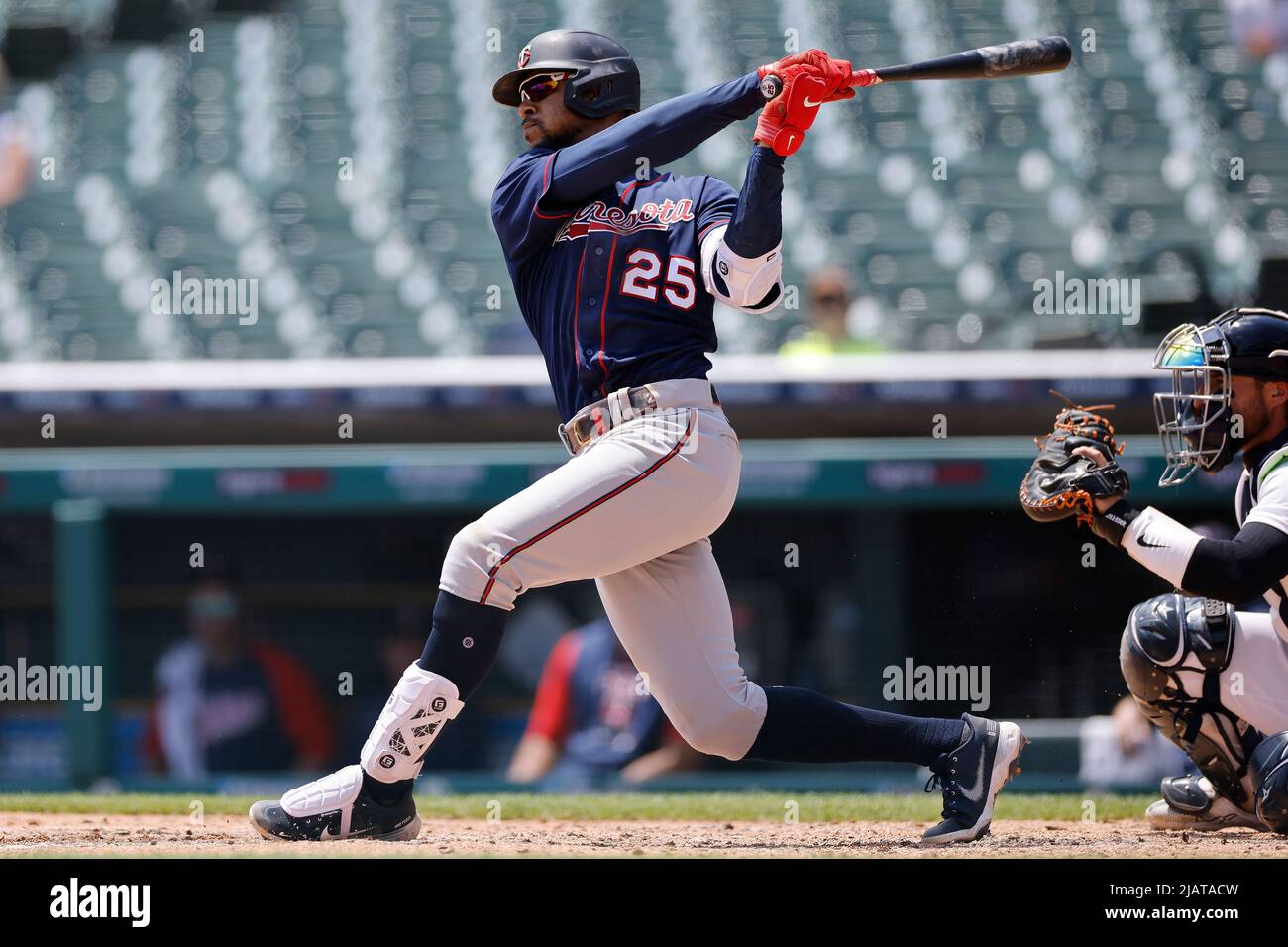 DETROIT, MI – MAI 31: Der Minnesota Twins-Mittelfeldspieler Byron Buxton (25) schlägt während des MLB-Spiels gegen die Detroit Tigers am 31. Mai 2022 im Comerica Park in Detroit, Michigan. (Joe Robbins/Image of Sport) Stockfoto