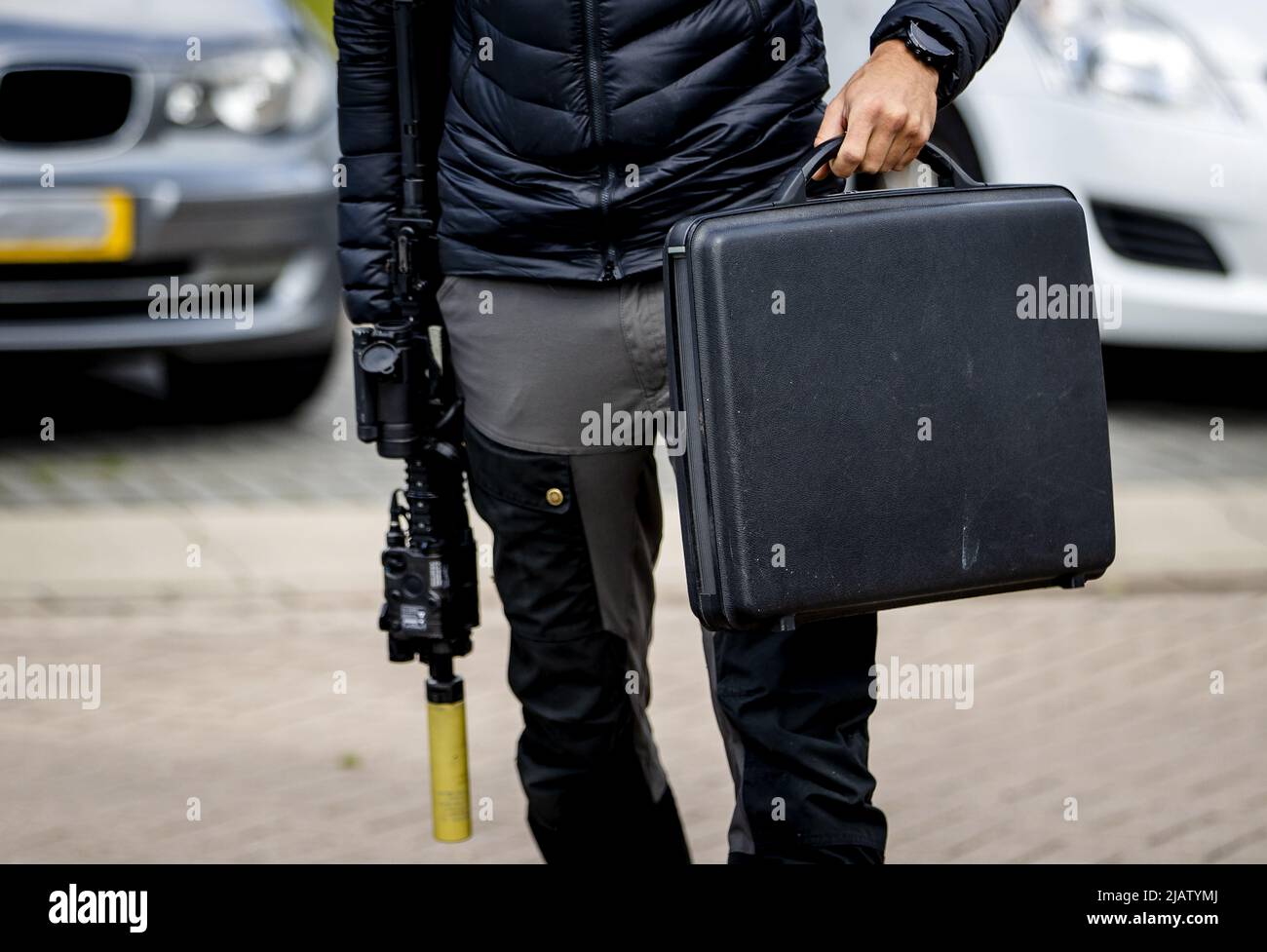 2022-06-01 11:01:31 ROTTERDAM - Soldaten der niederländischen Marine ...