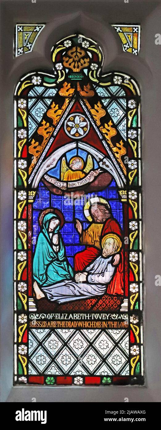 Buntglasfenster von Frederick Preedy, das den Tod des heiligen Josef nach dem Gemälde von Johann Friedrich Overbeck, Allerheiligenkirche, Kirchenbank darstellt Stockfoto