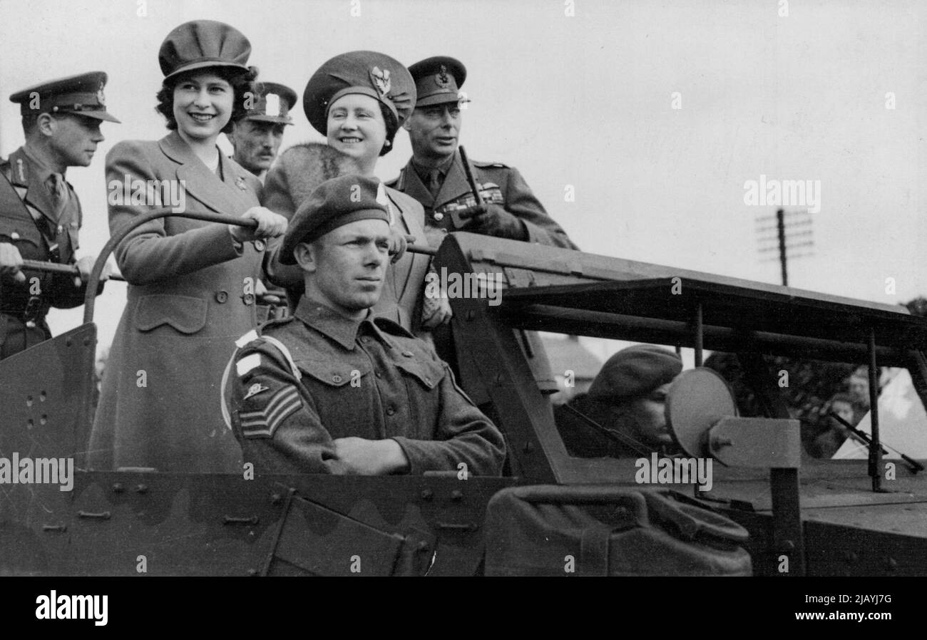 Prinzessin Elizabeth macht ihre erste Tour of Inspection in voller