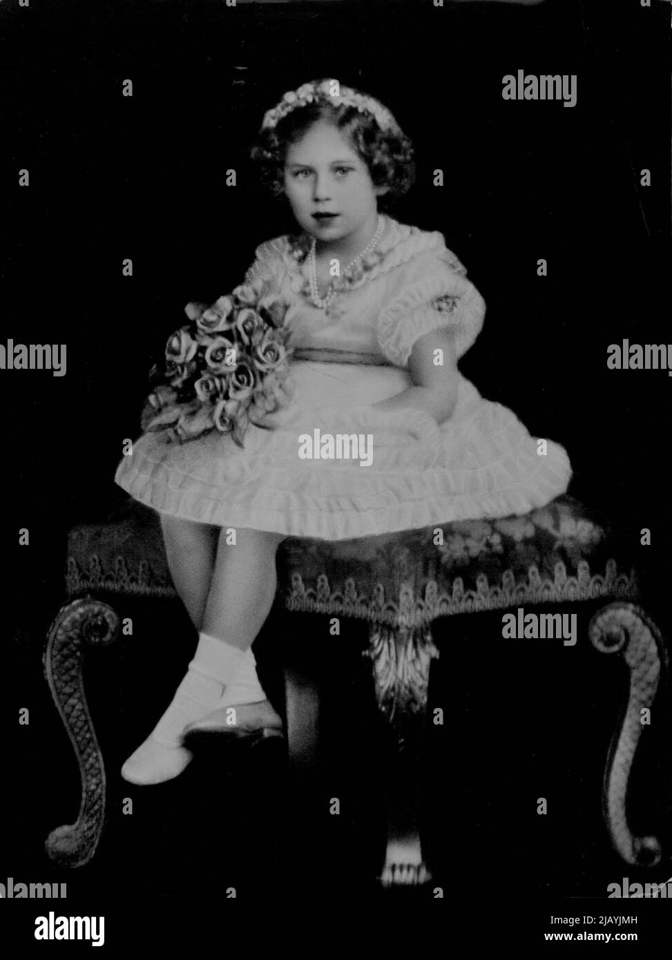 S.R.H. Prinzessin Margaret Rose von York -- Ein entzückendes Porträt der kleinen Prinzessin Margaret Rose, die die zweite in Folge des Throns ist. Sie ist die jüngere Tochter ihrer Majestäten, des Königs und der Königin. Sie wurde im August 21. geboren. 1930. 08. Februar 1937. (Foto von Hay Wrightson). Stockfoto