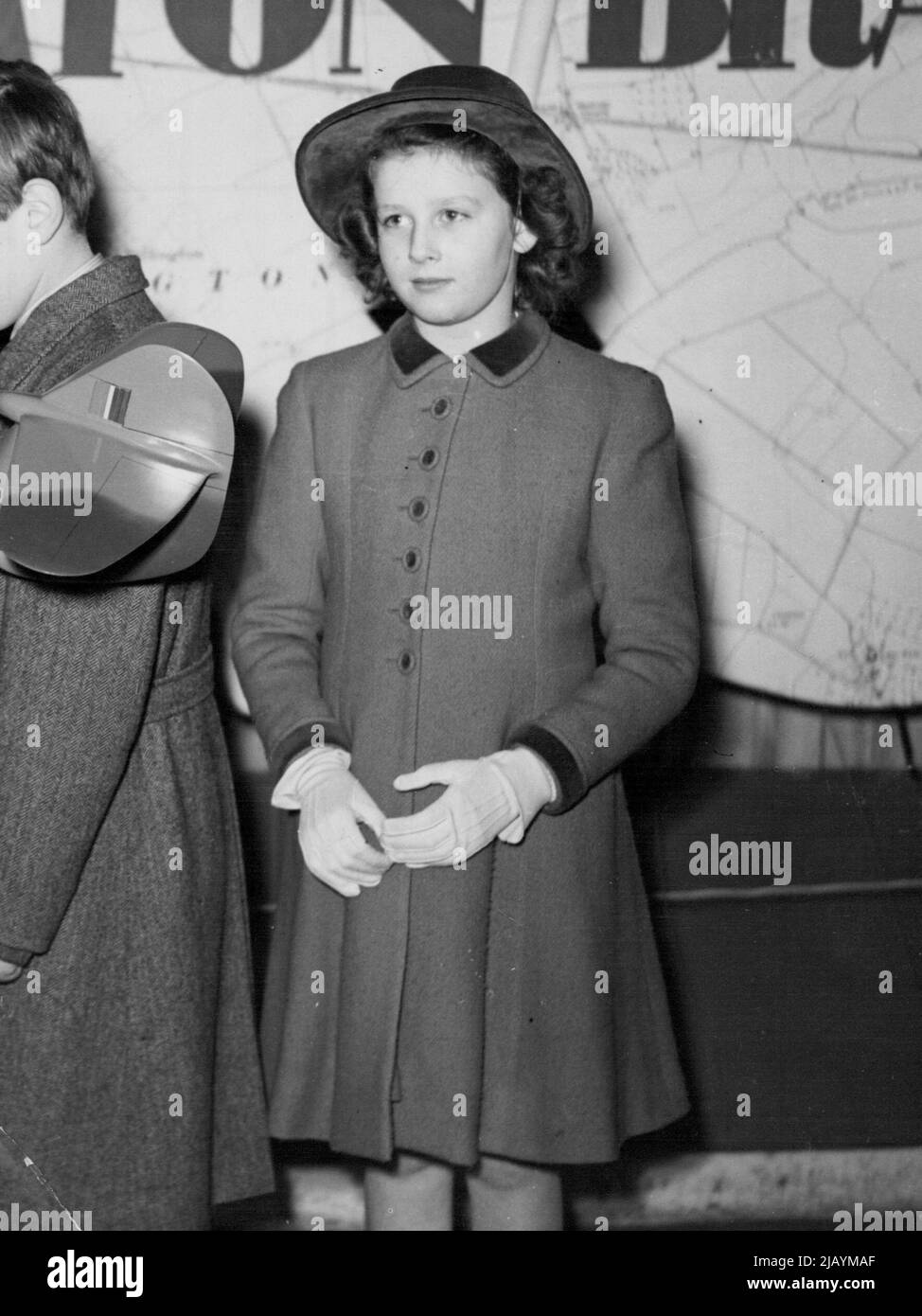 Alexandra von Kent. Mantel von Martin Samuel. 04. Januar 1946. (Foto von Reuterphoto) Stockfoto