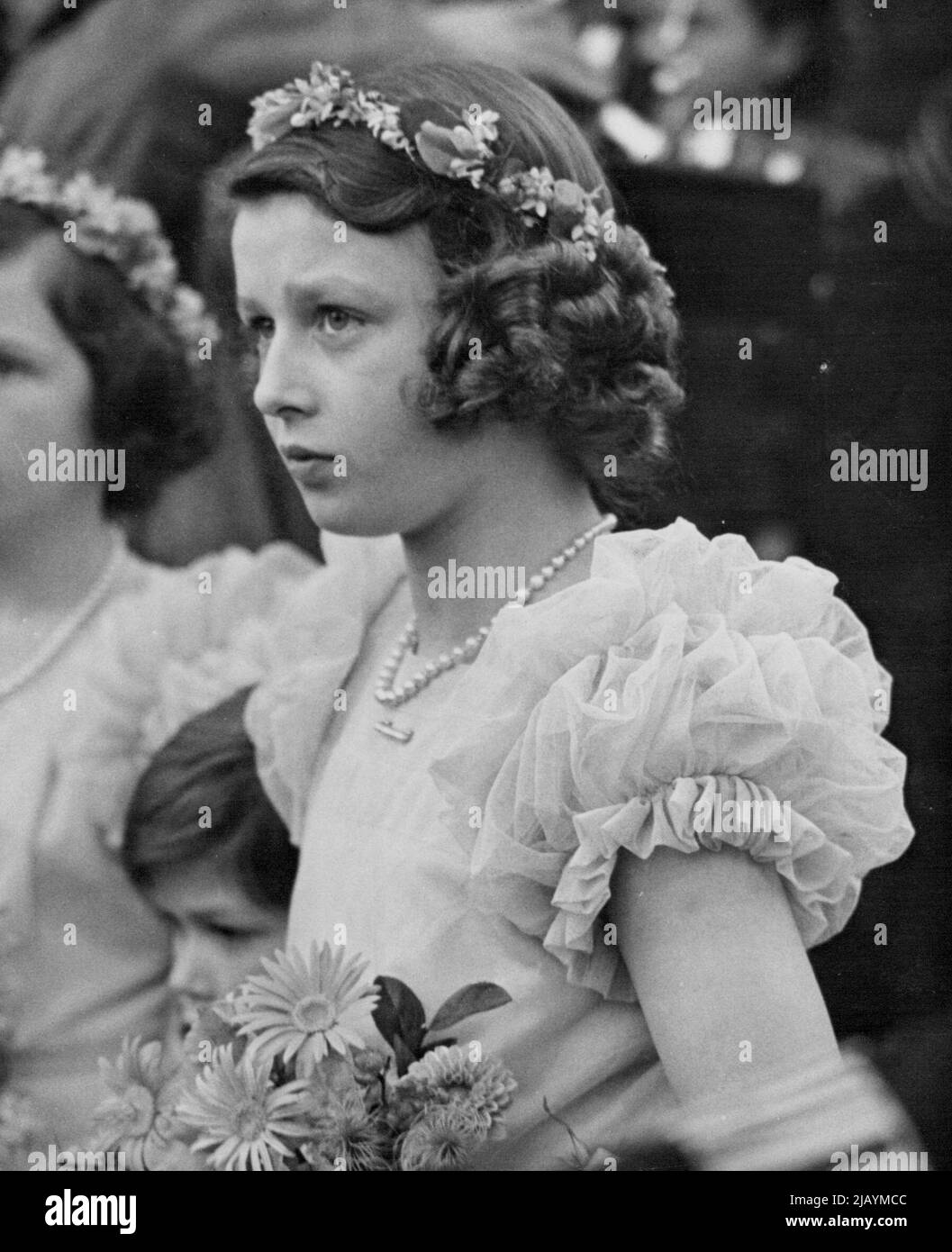 Königliche Gäste bei St. Margaret's Wedding -- Eine charmante Nahaufnahme von S.R.H. Prinzessin Alexandra von Kent - Brautjungfer bei der Hochzeit dieses Nachmittags in St. Margaret's, Westminster. Mitglieder der königlichen Familie waren heute, am Dienstag, in St. Margaret's, Westminster, anwesend, als Frau Myra Wernher, Tochter von Sir Harold und Lady Zia Wernher von Thorpe Lubehham Hall, Market Narboroug, mit Major David Butter, M. C., der Schotten-Garde, verheiratet wurde. An der Braut nahmen Prinzessin Alexandra von Kent und ihr junger Bruder Prinz Michael Teil. 05. November 1946. Stockfoto