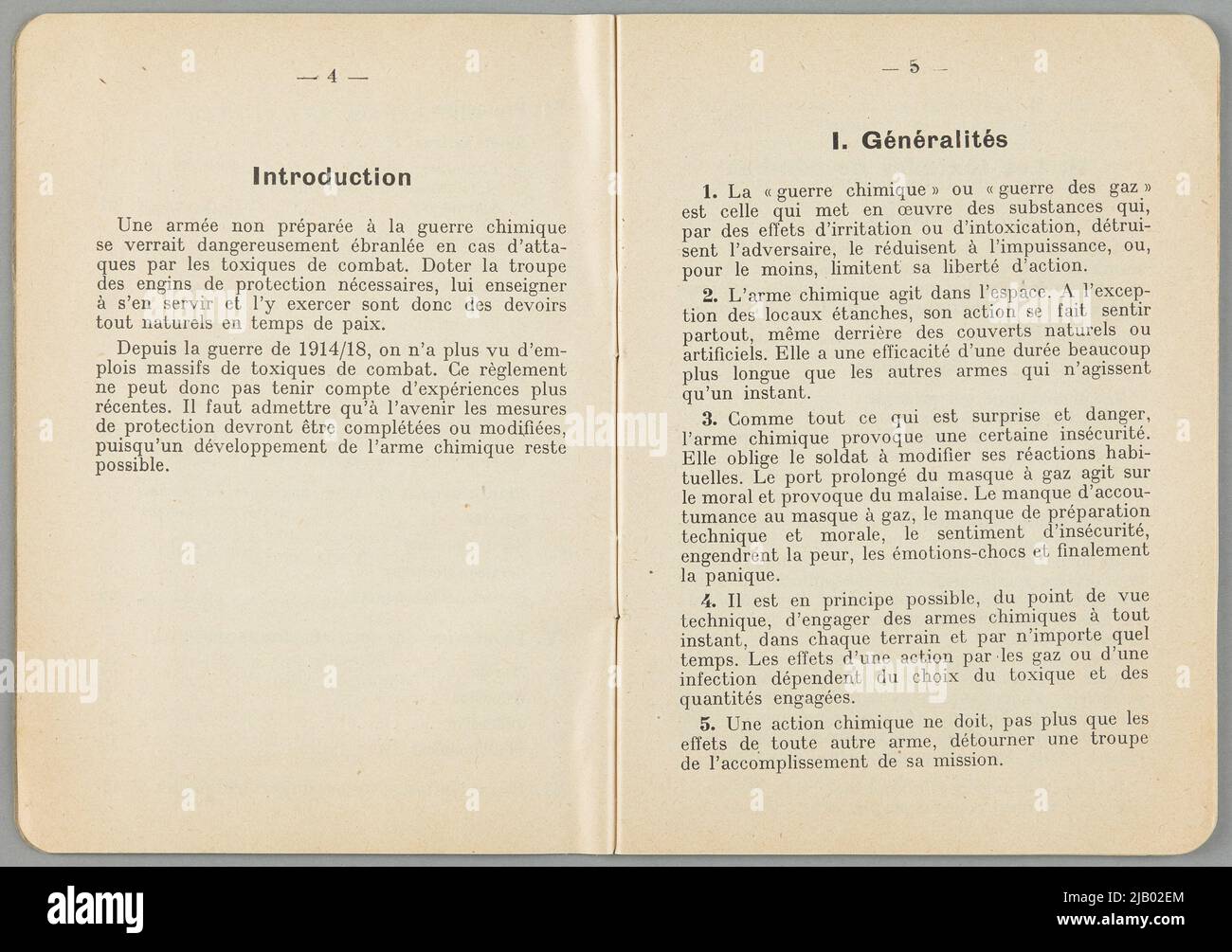 Broschüre der Schweizer Armee in Englisch Französisch Anweisungen zum Verfahren im Falle eines Gasangriffs unbekanntes Etikett Stockfoto