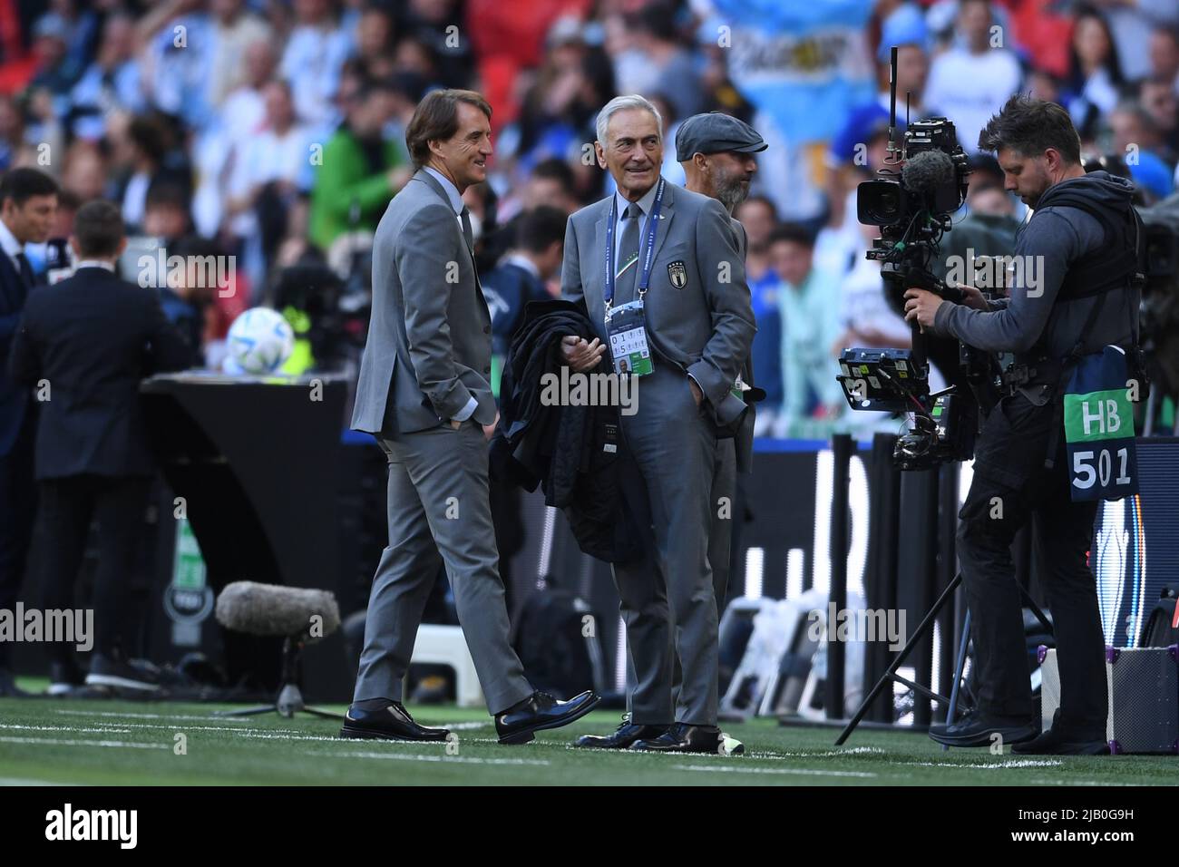 Roberto Mancini Coach (Italien)Gabriele Gravina (FIGC) während des UEFA Champions League-Spiels zwischen Italien 0-3 Argentinien im Wembley-Stadion am 1. Juni 2022 in London, England. Quelle: Maurizio Borsari/AFLO/Alamy Live News Stockfoto