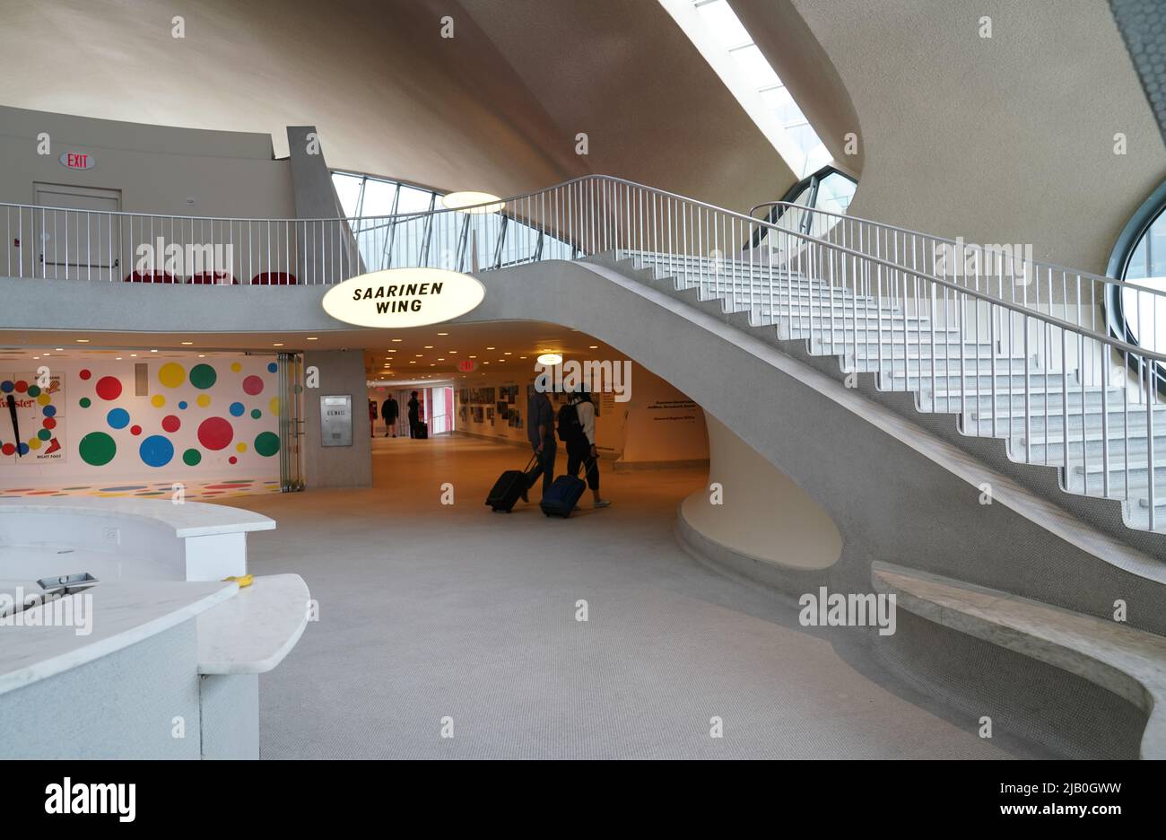 New York, TWA Hotel im stillgelegten und umfunktionierten Trans World Airlines Terminal am Flughafen JFK, ursprünglich von Eero Saarinen im Jahr 1960s entworfen. Stockfoto
