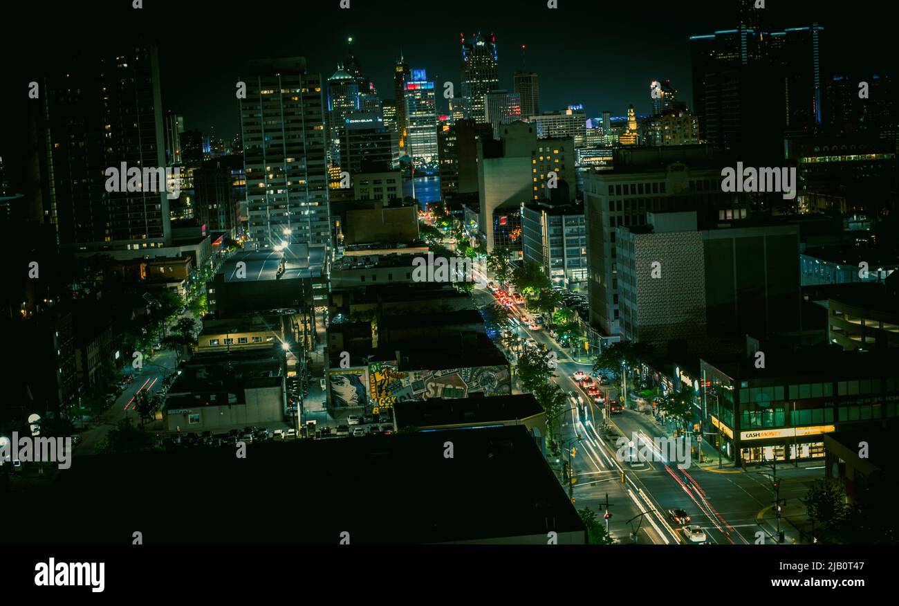 Ein lang freigelegtes Foto der Innenstadt von windsor ontario und Detroit michigan Stockfoto