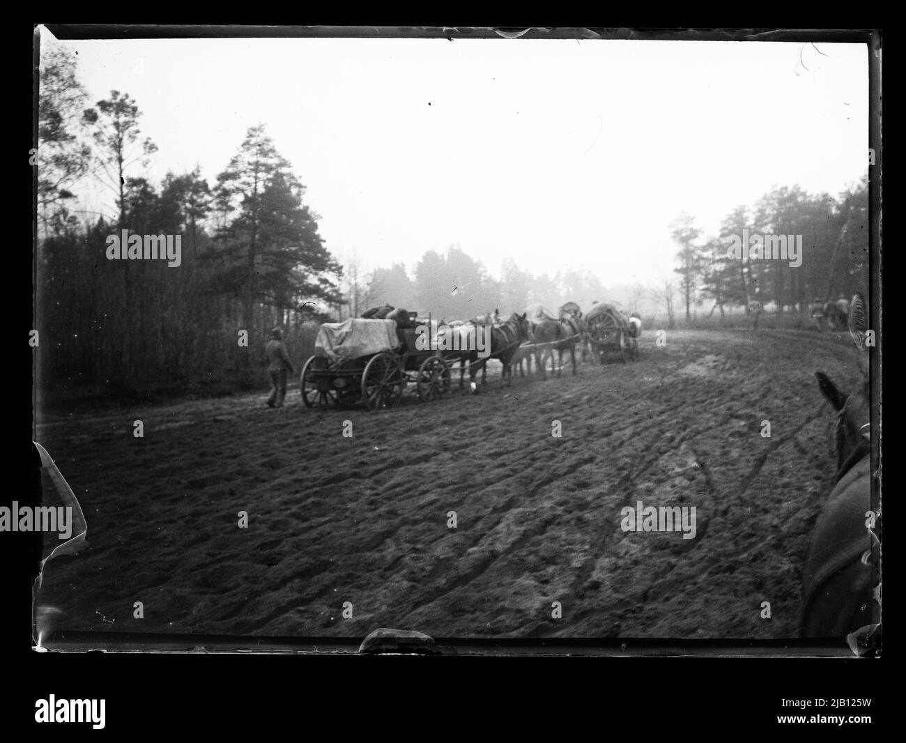 Bewegung von rollendem Material 3 pp polnische Legionen in der Region Maniewicz (II). Front of the Polish Legions in Volhynia Janowski, Stanisław (1866 1942) Stockfoto