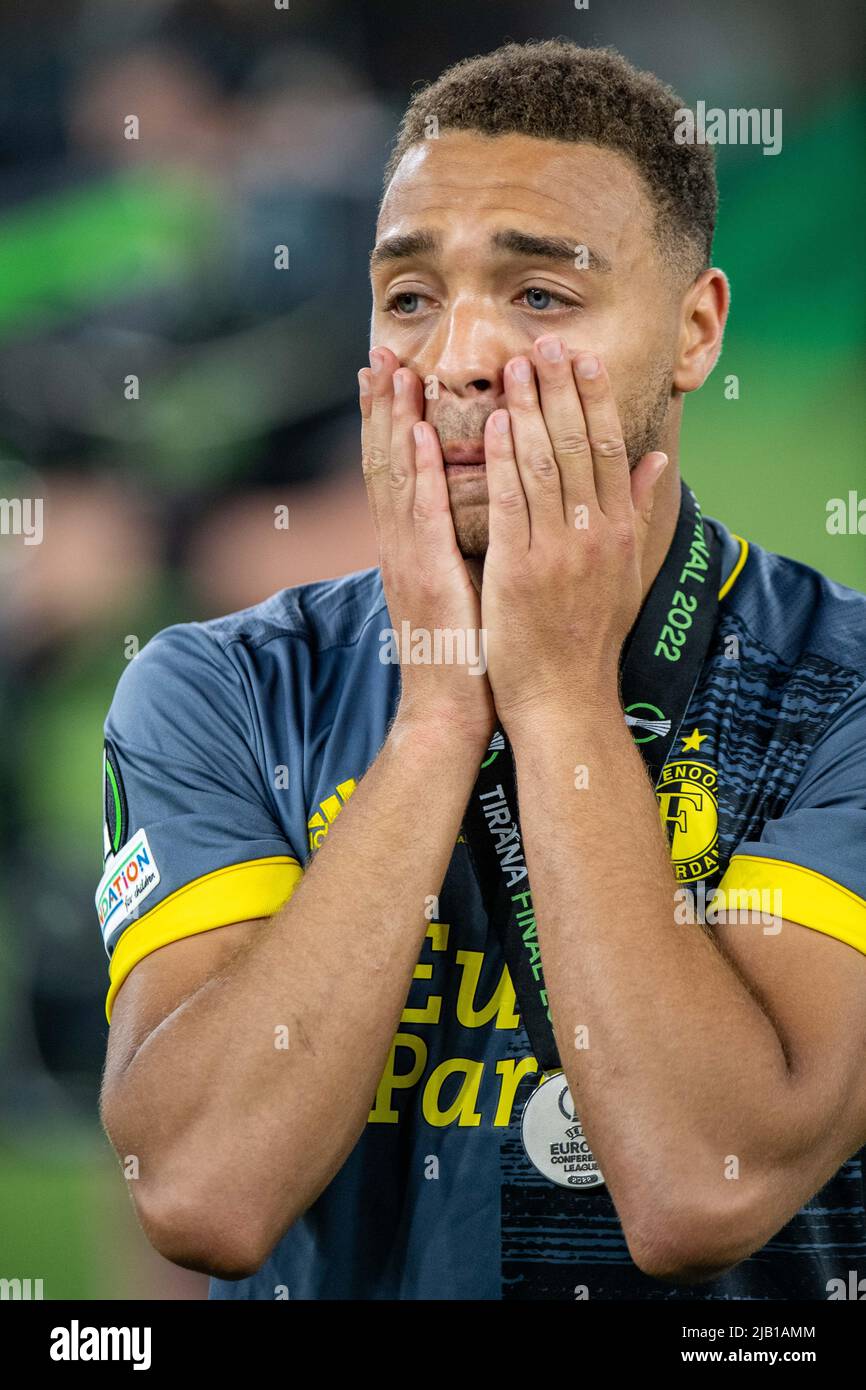 TIRANA, ALBANIEN - 25. MAI: Cyriel Dessers of Feyenoord sieht während des UEFA Conference League-Finalmatches zwischen AS Roma und Feyenoord in der Arena Kombetare am 25. Mai 2022 in Tirana, Albanien, niedergeschlagen aus. Sebastian Frej/MB Media Stockfoto