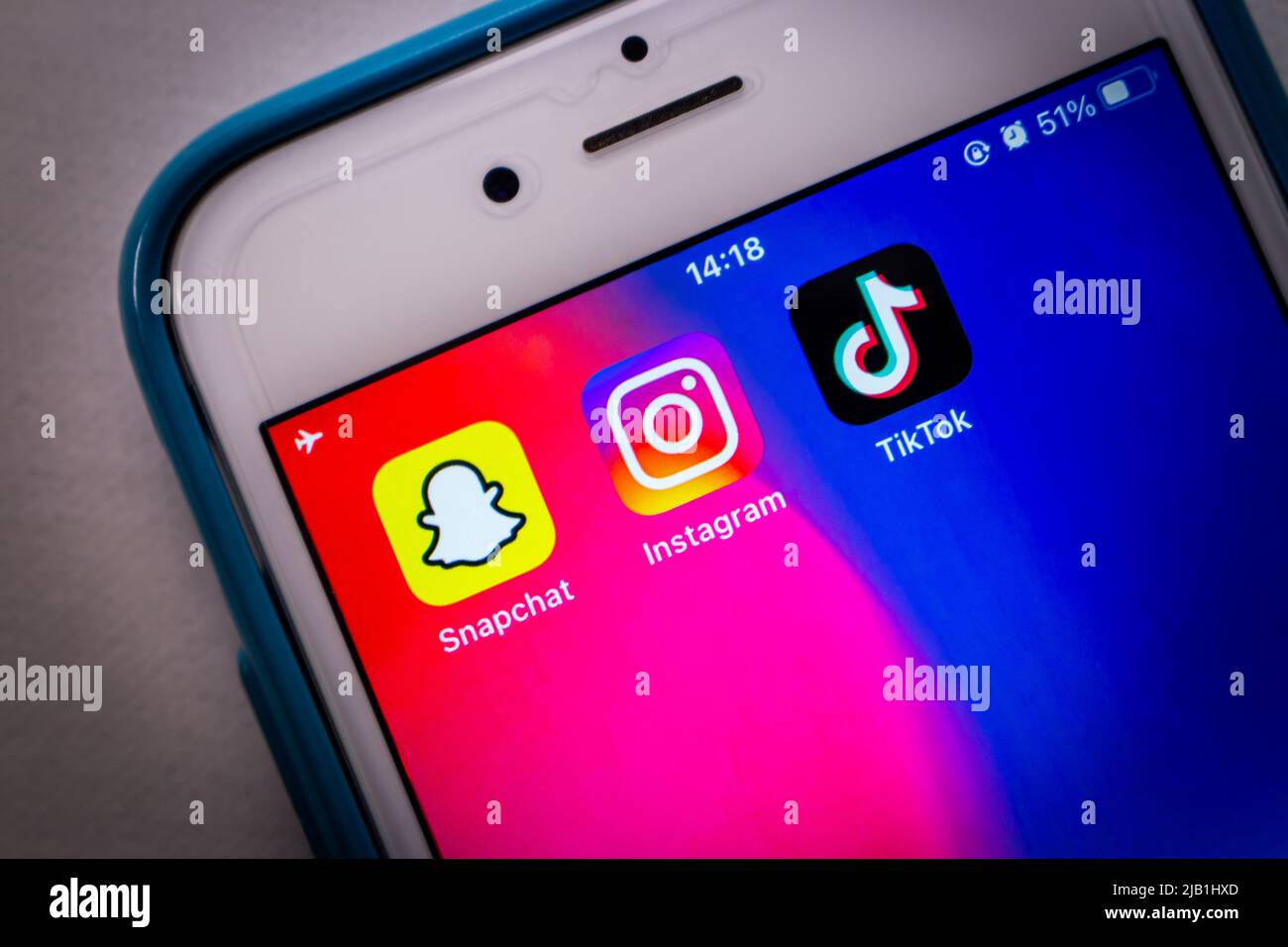 Kumamoto, JAPAN - Jun 8 2021 : Snapchat, Instagram und TikTok Apps auf dem iPhone. Beliebte Apps der Generation Z (Gen Z) bei mobilen Social-Media-Nutzern in den USA Stockfoto