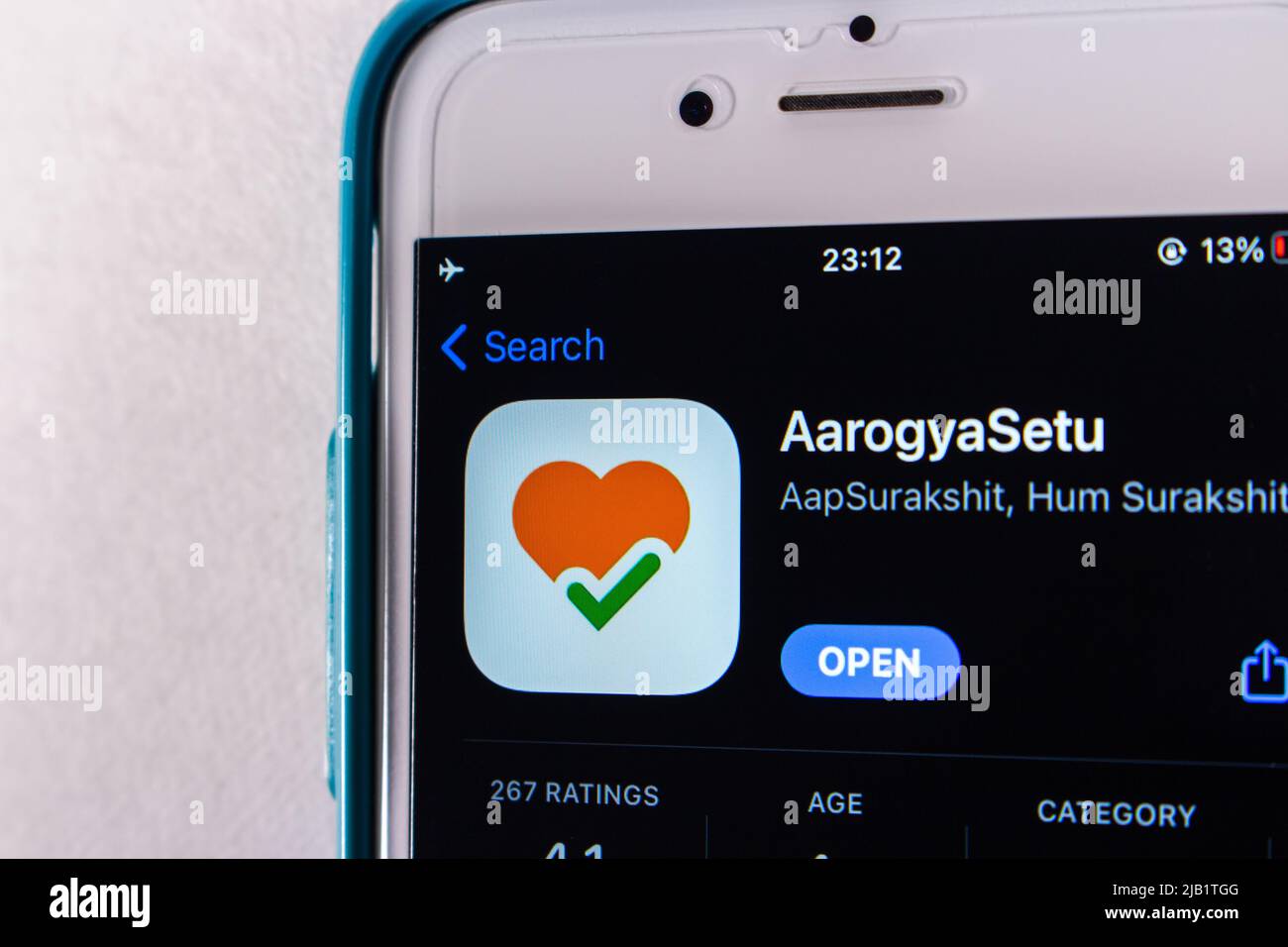 Kumamoto, JAPAN - Sep 25 2021 : Aarogya Setu, Indian COVID-19 Contact Tracing Service by National Informatics Center (MeitY), in App Store on iPhone Stockfoto
