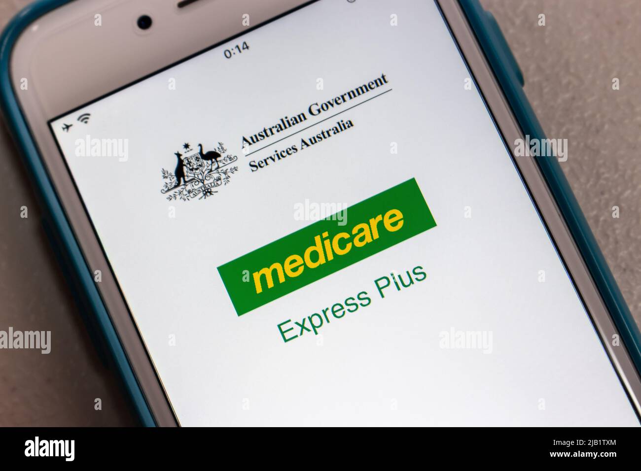 Kumamoto, JAPAN - Okt 18 2021 : Express Plus Medicare App auf dem iPhone. Es ist Medicare Management Service von Services Australia (Australische Regierung) Stockfoto