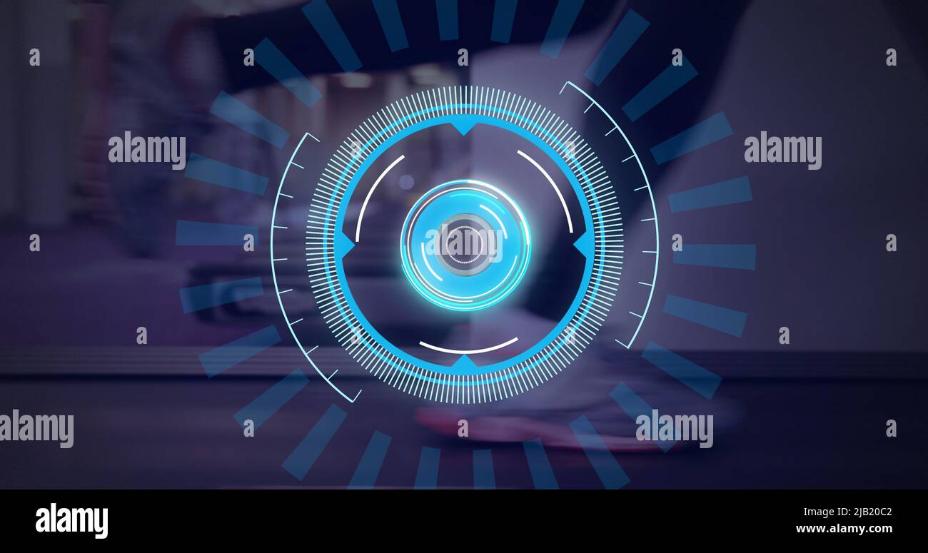 Abbildung der Scanning- und Datenverarbeitung der Scopes mit einer Person, die auf dem Laufband läuft Stockfoto