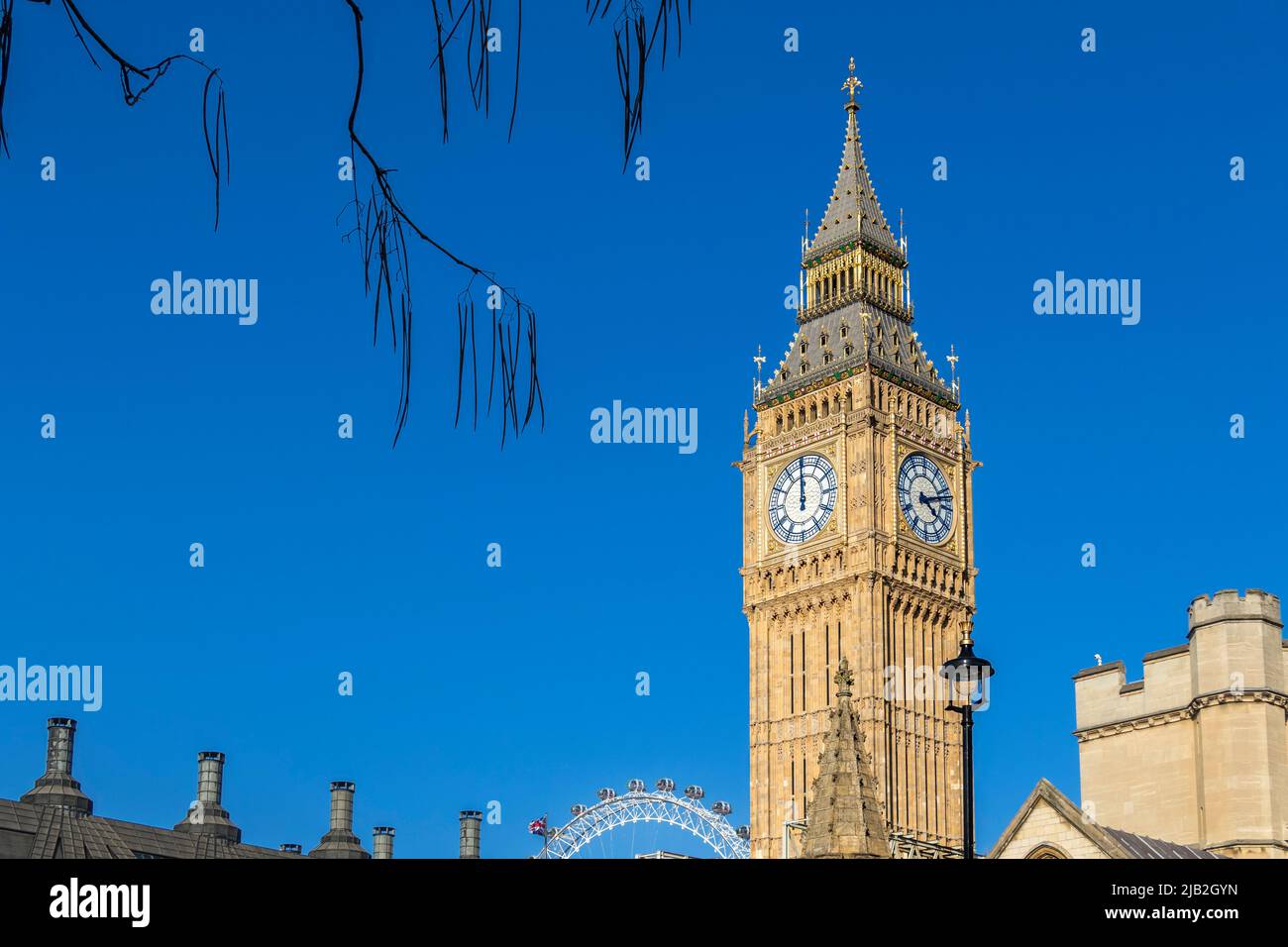 Der frisch renovierte Elizabeth Tower, an einem sonnigen Sommertag eher als Big Ben bekannt, Westminster, London SW1 Stockfoto