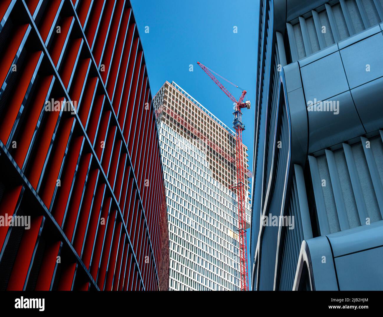 Wolkenkratzer und andere Sehenswürdigkeiten in der Hauptmetropole Frankfurt, Hessen, Deutschland Stockfoto