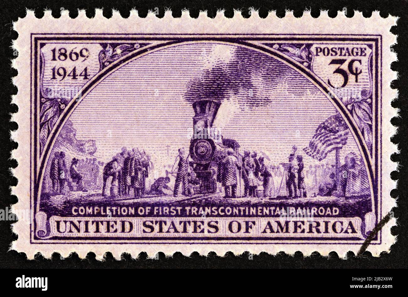 USA - UM 1944: Eine in den USA gedruckte Briefmarke zeigt die Goldene Spike-Zeremonie (Wandbild, John McQuarrie), um 1944. Stockfoto
