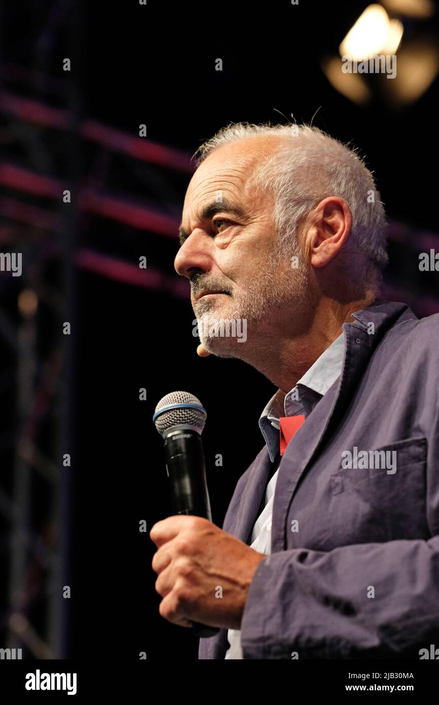 Hay Festival, Hay on Wye, Wales, Großbritannien – Donnerstag, 2.. Juni 2022 – Sir David Spiegelhalter auf der Bühne von Hay über sein aktuelles Buch Covid by Numbers - Foto Steven May / Alamy Live News Stockfoto