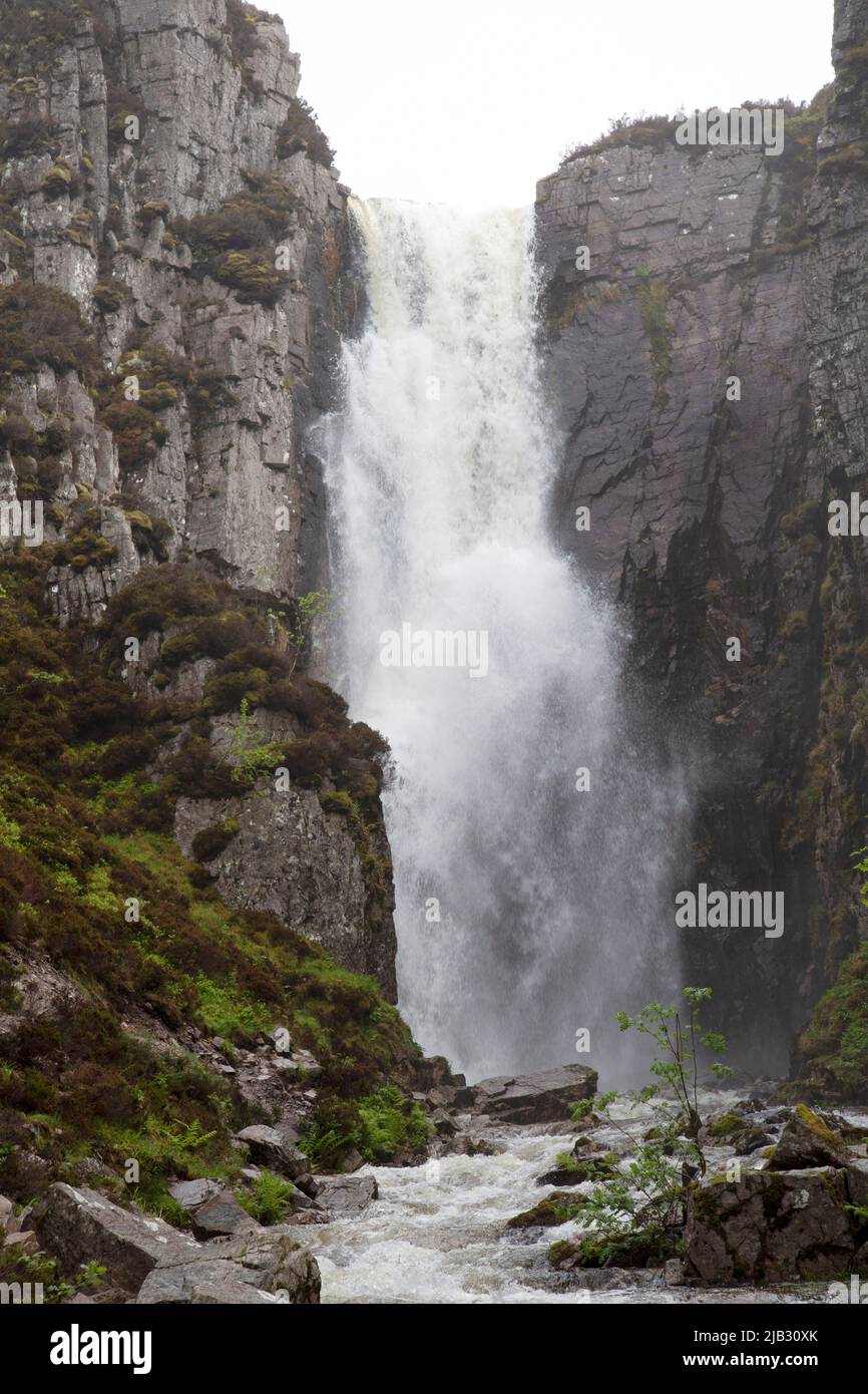 Wailing widow waterfall scotland -Fotos und -Bildmaterial in hoher ...