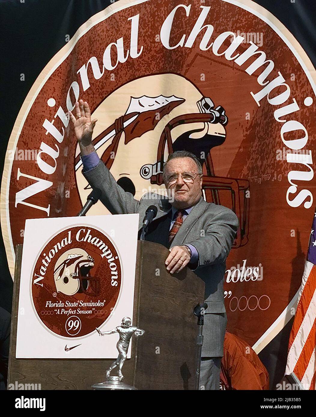 Bobby Bowden, Fußballtrainer der Florida State University, hielt eine Rede zur NCAA-Fußballmeisterschaft 1999. (USA) Stockfoto