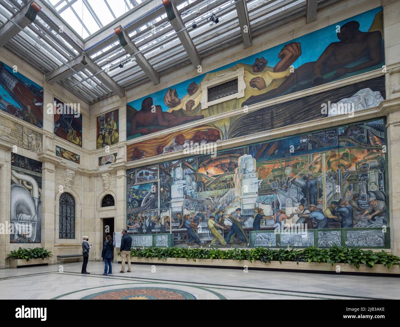 Die Detroit Industry Murals (1932–1933), Fresken des mexikanischen Künstlers Diego Rivera, die Industrie bei der Ford Motor Company und in Detroit, USA, darstellen Stockfoto