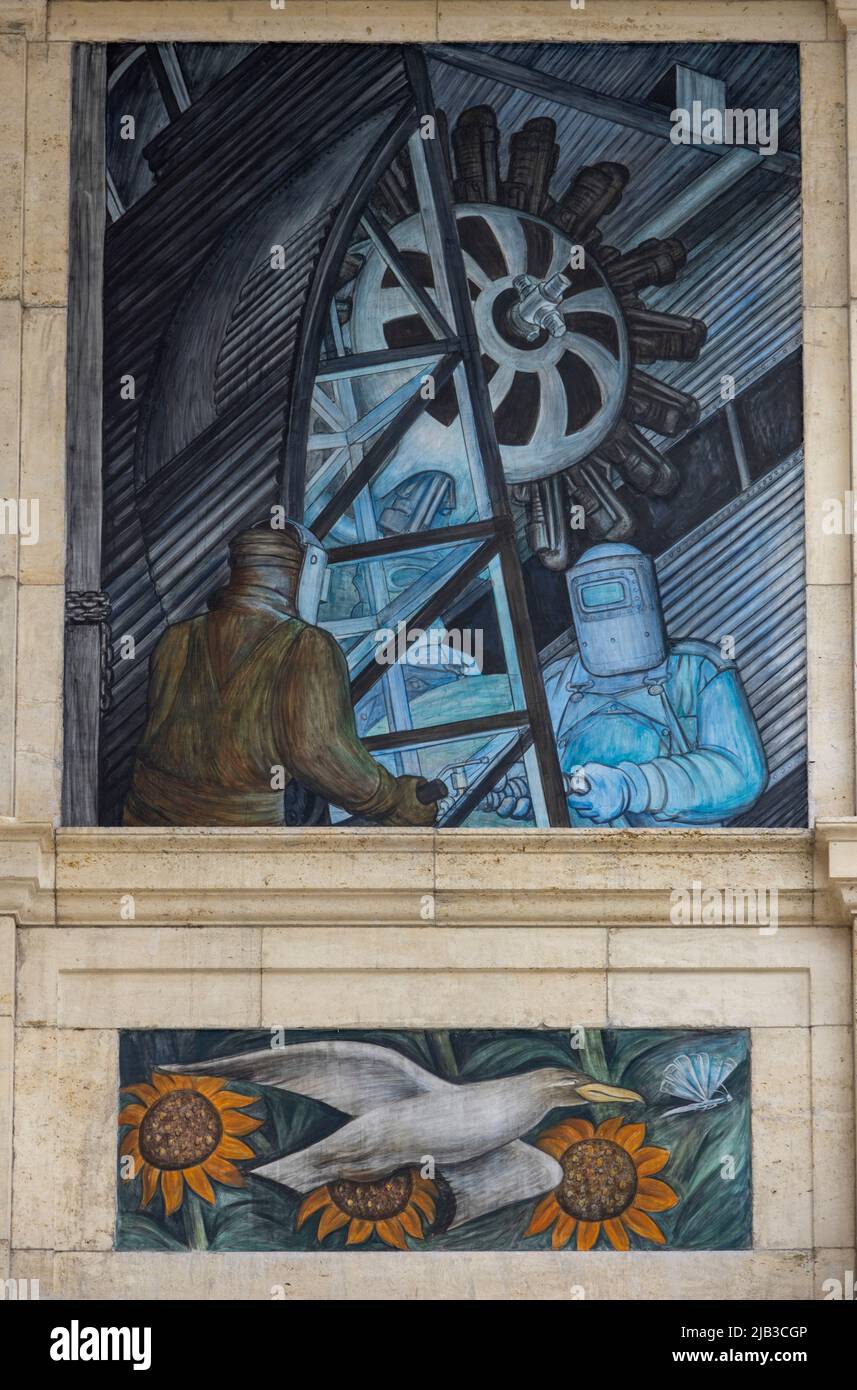 west Wall, die Detroit Industry Murals (1932–1933), Fresken von Diego Rivera, die die Industrie bei der Ford Motor Company und in Detroit, USA, darstellen Stockfoto