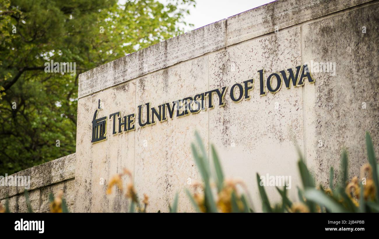 Iowa City, IA – 23. Mai 2022: College-Campus der University of Iowa Hawkeyes Stockfoto