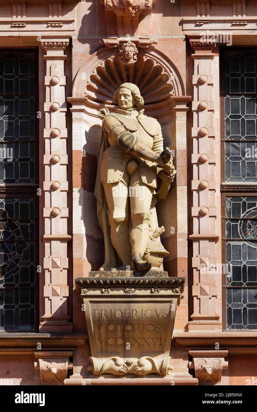 Skulptur Friedrichs I. des Siegers, 1425, 1476, Pfalzgraf und Kurfürst Palatin, Friedrichgebäude, erbaut 1601 bis 1607, Ancestral Gallery Stockfoto