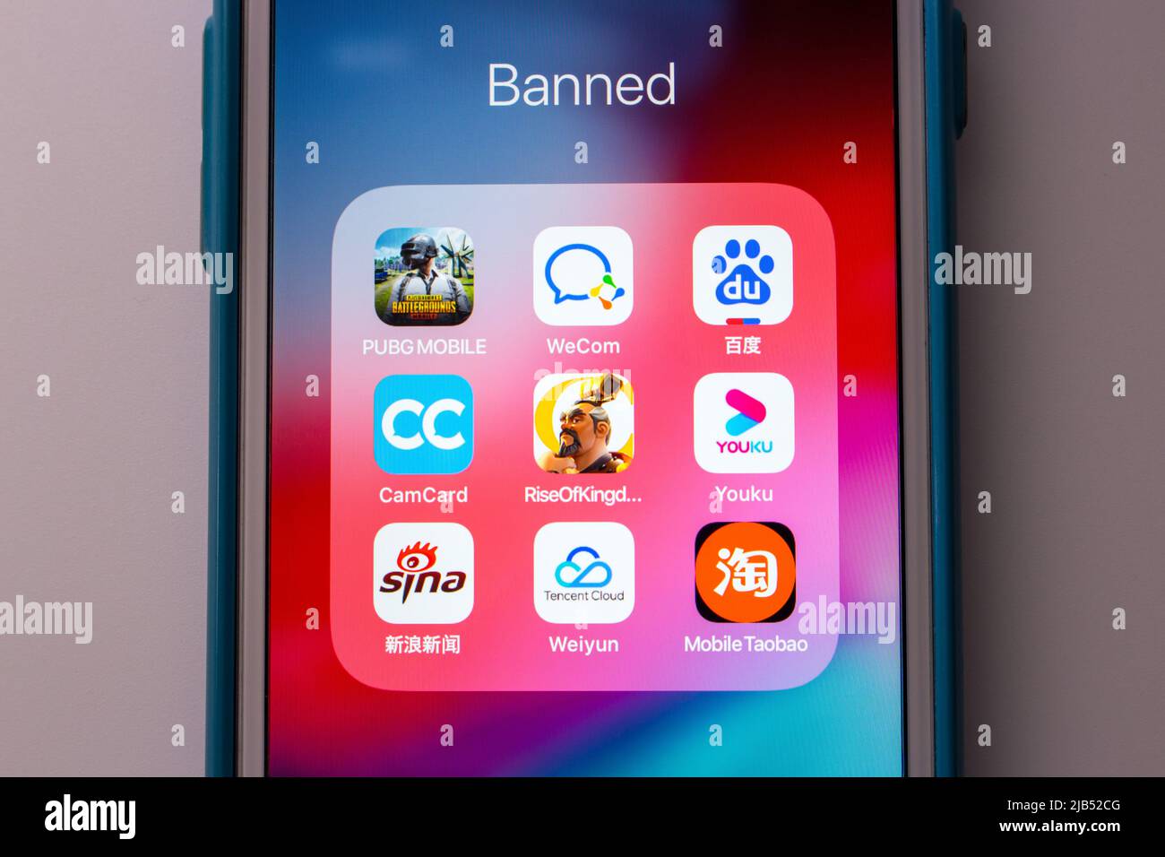 Kumamoto / JAPAN - Okt 2 2020 : PUBG & beliebte chinesische Apps auf dem iPhone. Indien verbietet PUBG, Baidu und über 100 Apps, die mit China verknüpft sind Stockfoto