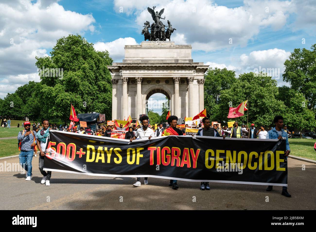 London, Großbritannien. 21 Mai 2022. Marsch vom Parliament Square zum Wellington Arch gegen den Völkermord in der Region Tigray in Äthiopien Stockfoto