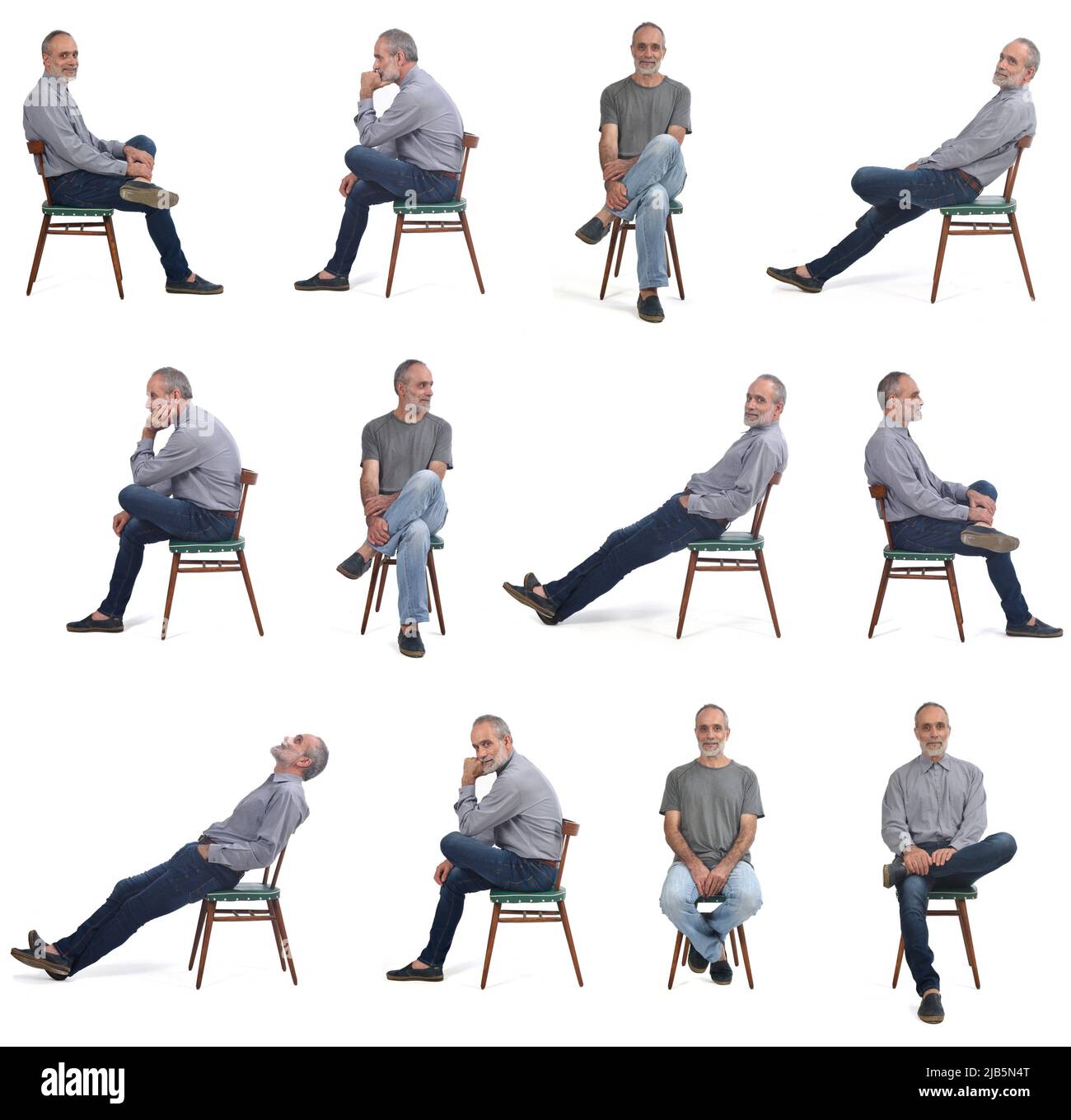 Verschiedene Posen des gleichen Mannes, der auf einem Stuhl auf weißem Hintergrund sitzt. Stockfoto