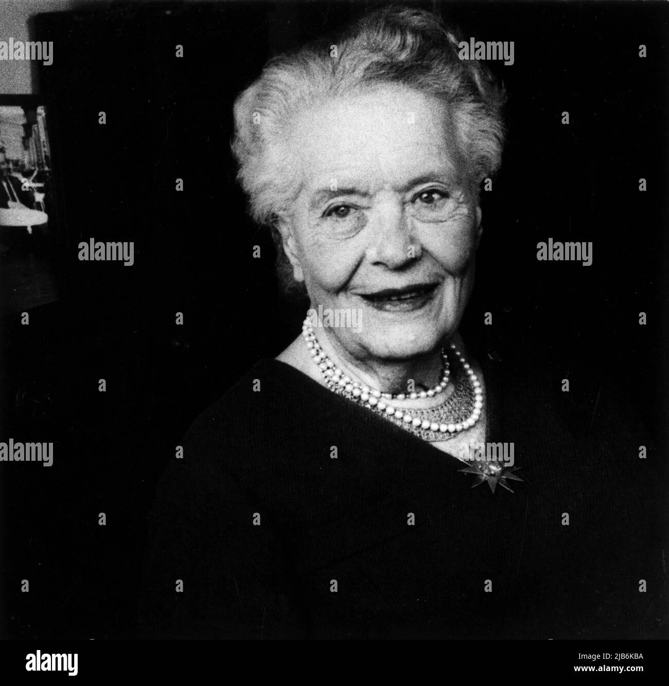 Portrait de la femme politique Louise Weiss (1893-1983) a Paris en 1977.©Michele Brabo/Opale.photo Stockfoto