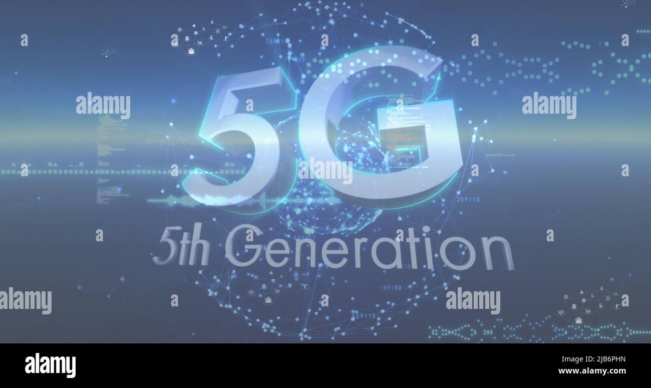 Bild von Symbolen, Datenverarbeitung und 5G über Globus und blauem Hintergrund Stockfoto