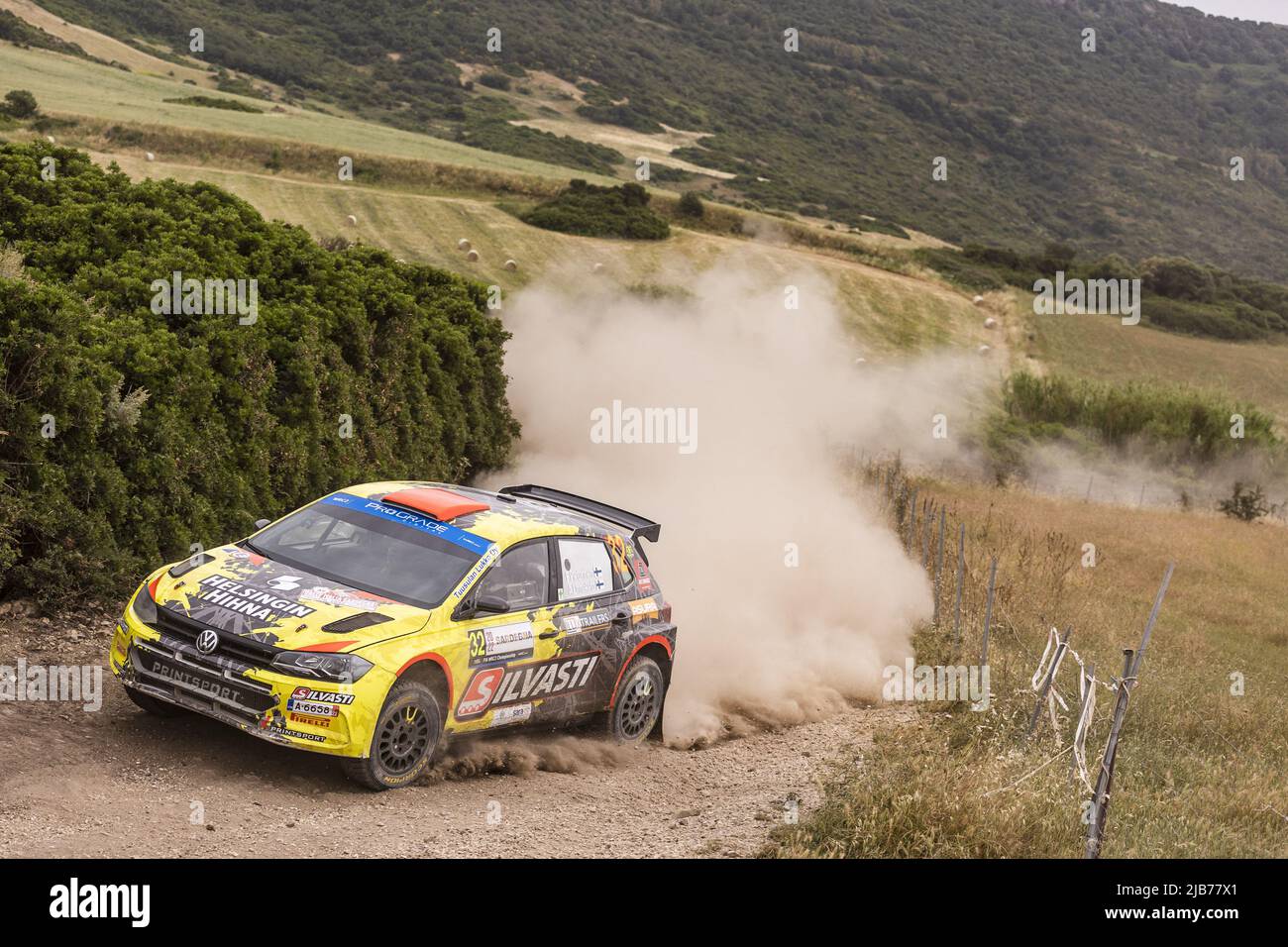 32 PIETARINEN Eerik (FIN), LINNAKETO Antti (FIN), Volkswagen Polo GTI, Aktion während der Rallye Italia Sardegna 2022, 5. Lauf der WRC World Rally Car Championship 2022, vom 2. Bis 5. Juni 2022 in Alghero, Italien - Foto: Nikos Katikis/DPPI/LiveMedia Stockfoto