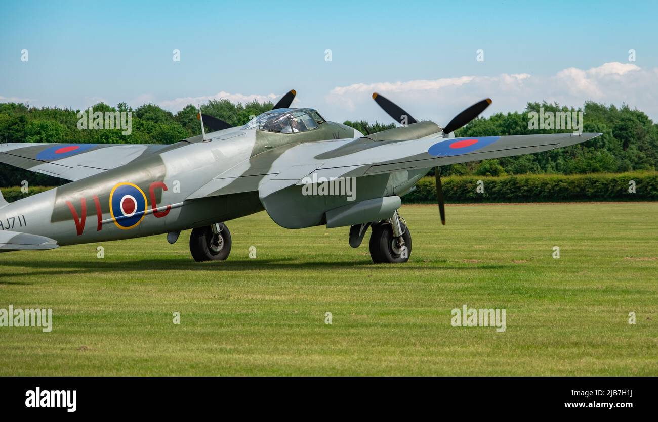 East Kirkby, Lincolnshire, Großbritannien – Juni 02 2022. Mückenmilitärs oder Kriegsflugzeug auf der jährlichen Militärshow in der Öffentlichkeit zu sehen Stockfoto