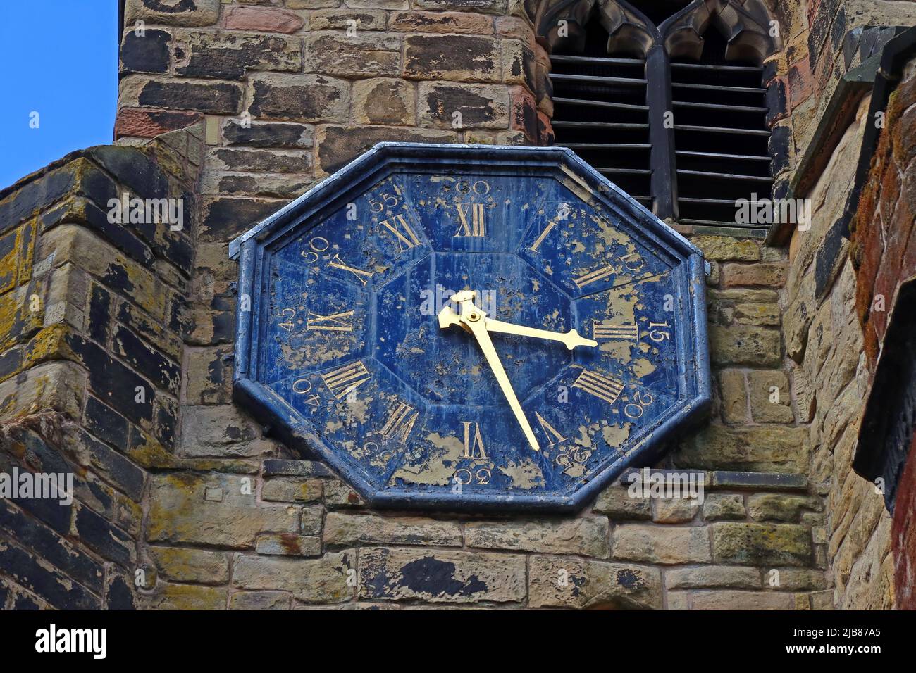 St. Oswalds Pfarrkirche und Uhr, Golborn Road, Winwick, Warrington, Cheshire, England, Großbritannien, WA2 8SZ Stockfoto