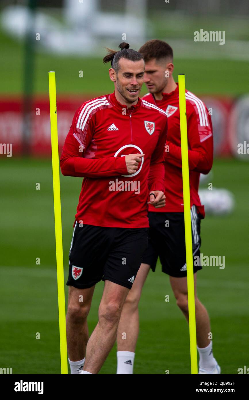 Hensol, Großbritannien. 04.. Juni 2022. Gareth Bale aus Wales in der Ausbildung. Wales MD1 Training Session im Wale Resort am 4.. Juni 2022 vor dem FIFA World Cup Play Off Finale 2022 gegen die Ukraine. Quelle: Lewis Mitchell/Alamy Live News Stockfoto