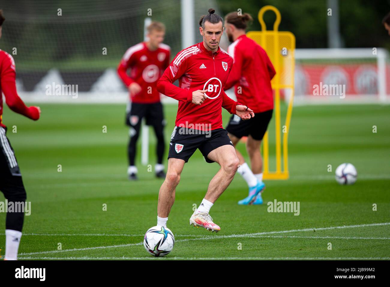 Hensol, Großbritannien. 04.. Juni 2022. Gareth Bale aus Wales in der Ausbildung. Wales MD1 Training Session im Wale Resort am 4.. Juni 2022 vor dem FIFA World Cup Play Off Finale 2022 gegen die Ukraine. Quelle: Lewis Mitchell/Alamy Live News Stockfoto