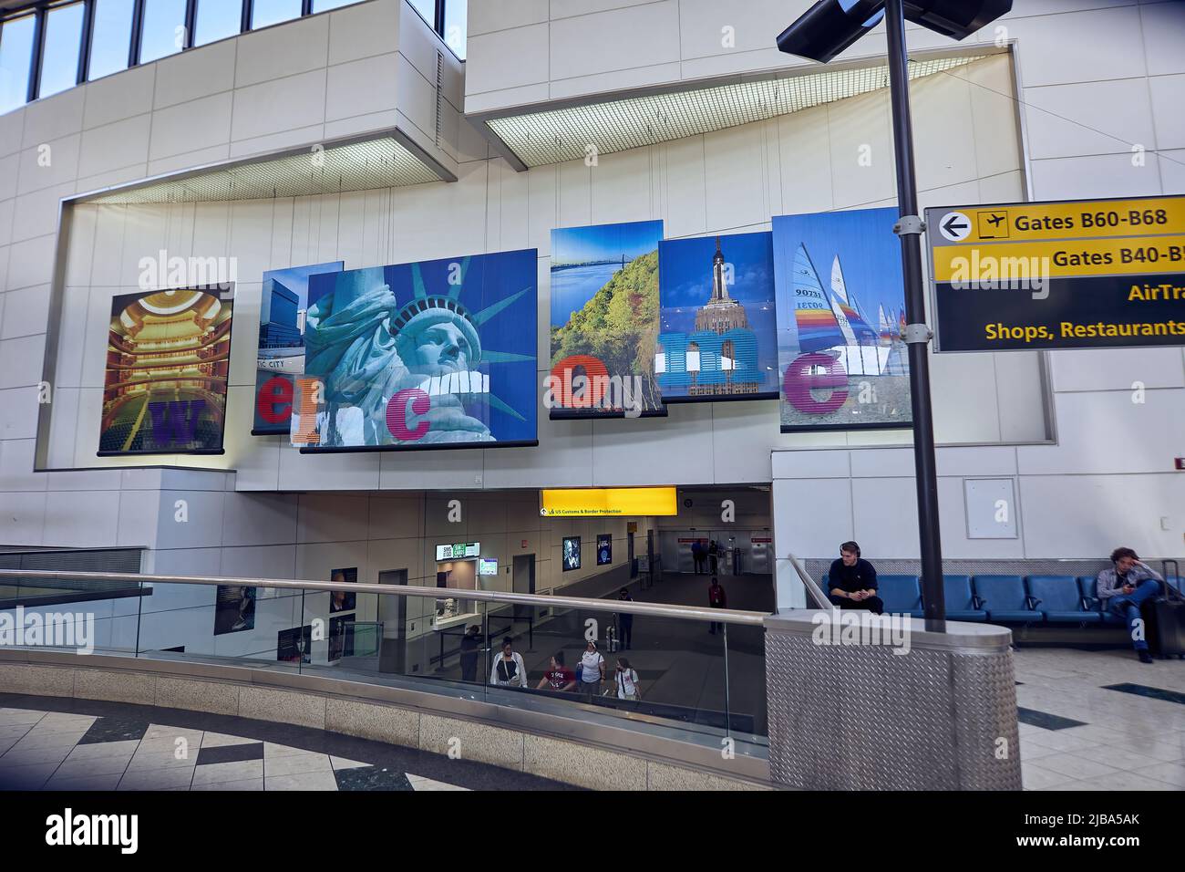 Newark Liberty International Airport, ursprünglich Newark Metropolitan Airport am Memorial Day. Manche Flüge werden verspätet durchgeführt. Spirit Airlines, Aras Stockfoto