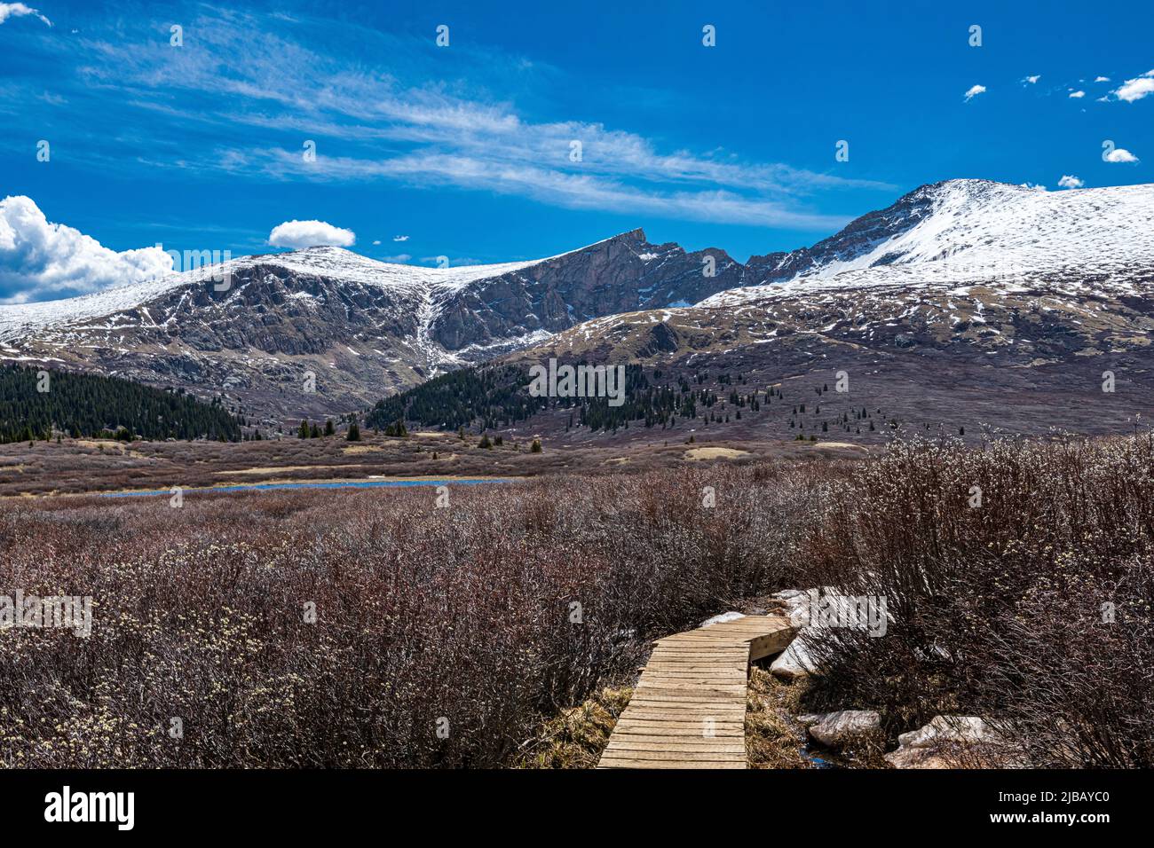 Mehrere Ansichten des Sawtooth Ridge zwischen Mt. Evans und Bierstadt sind vom Wanderweg auf den Mt. Bierstadt, das sind 2 der 14teeners in Colorado. Stockfoto