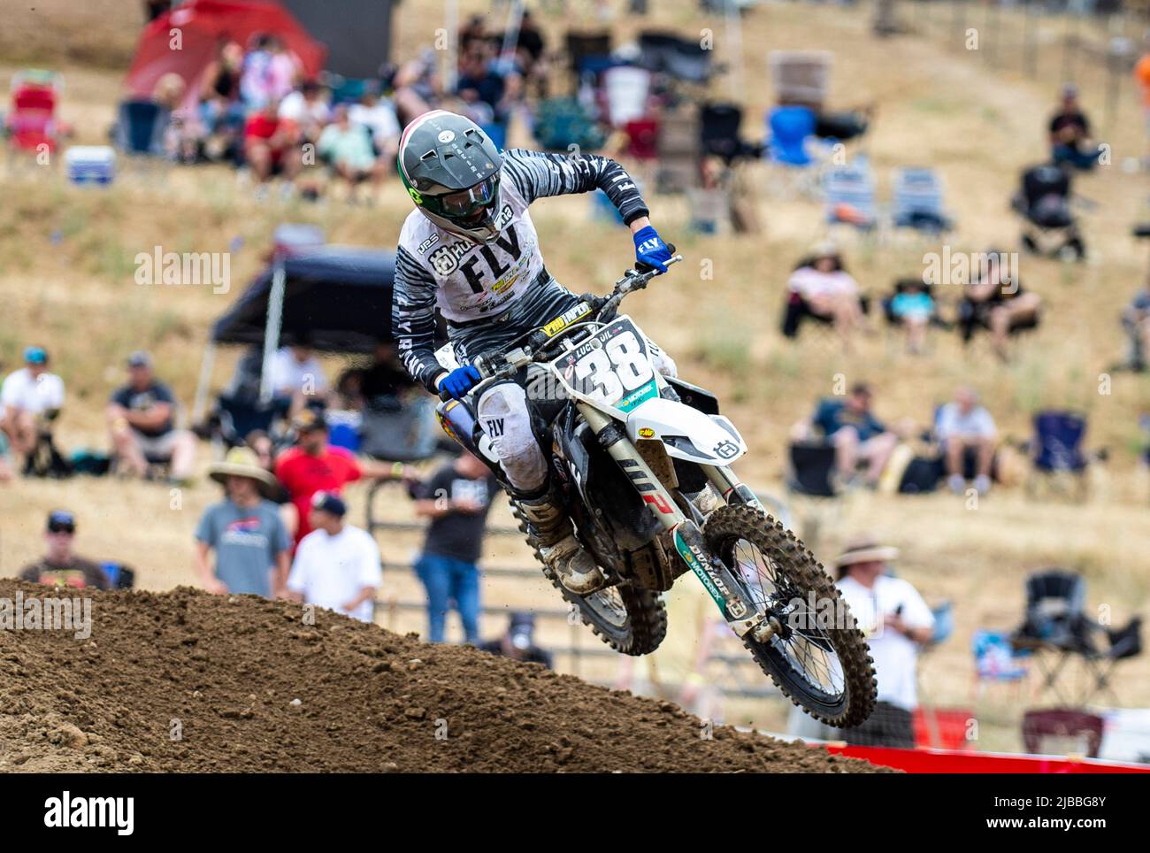 Juni 04 2022 Rancho Cordova, CA USA Austin Forkner bekommt Luft aus Runde 22 während der Lucas Oil Pro Motocross Hangtown Classic 250 Trainingseinheit im Hangtown Rancho Cordova, CA Thurman James/CSM Stockfoto