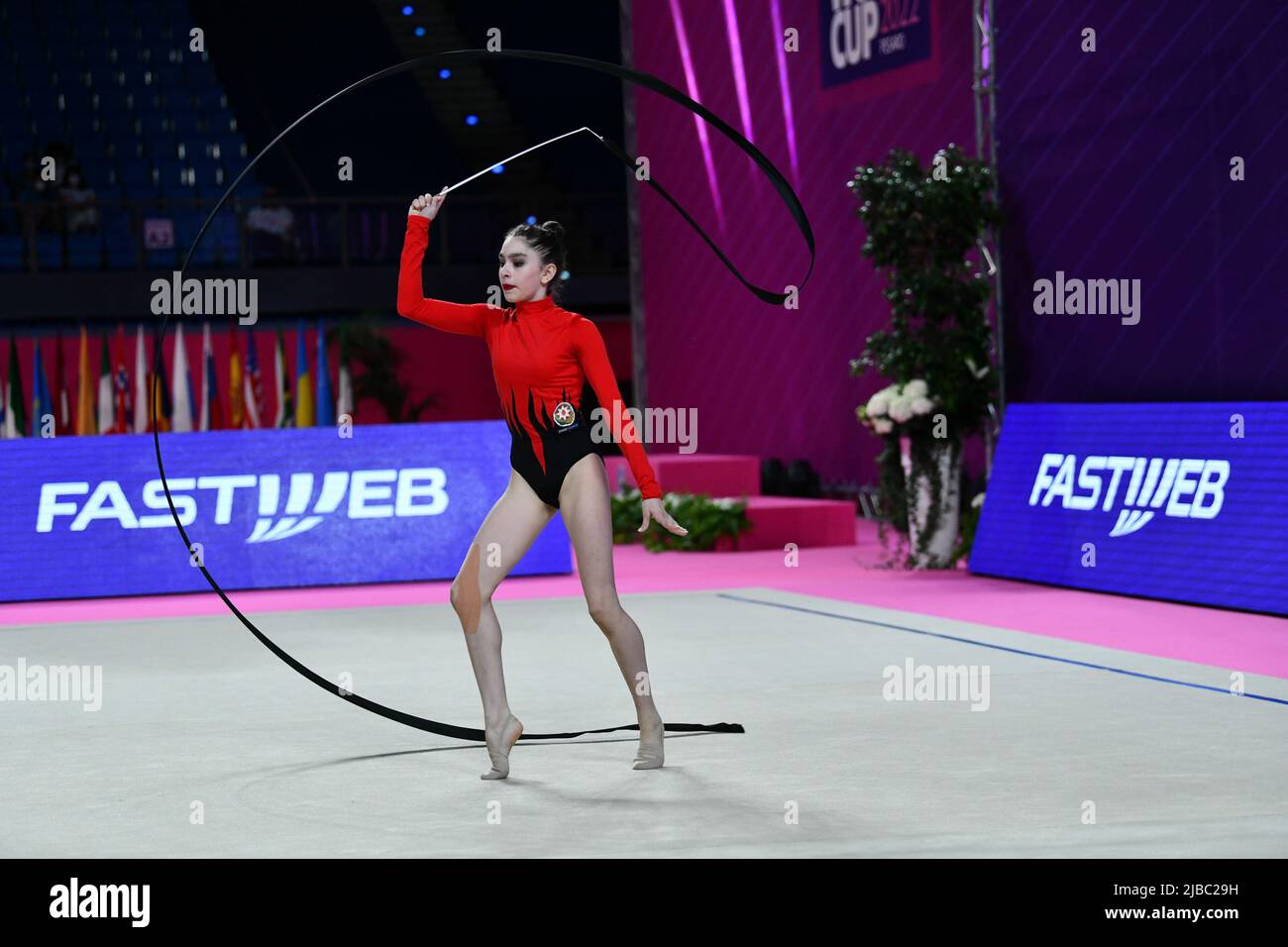Alina Gozalova (AZE) während der rhythmischen Gymnastik FEIGE World Cup 2022, Gymnastik in Pesaro, Italien, Juni 03 2022 Stockfoto