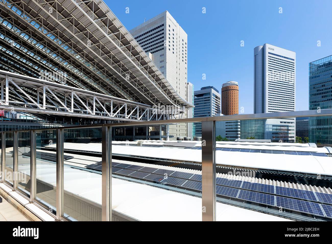 Japan. Kansai. Osaka. Der Bahnhof Stockfoto Japan. Kansai. Osaka. Der Bahnhof Stockfoto
