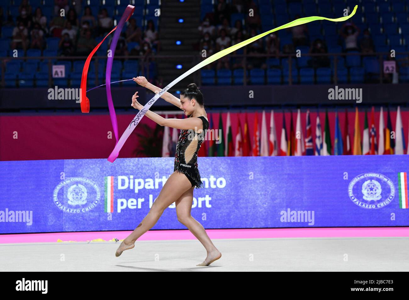 milena Baldassarri (ITA) während der rhythmischen Gymnastik FIG World Cup 2022, Gymnastik in Pesaro, Italien, Juni 03 2022 Stockfoto