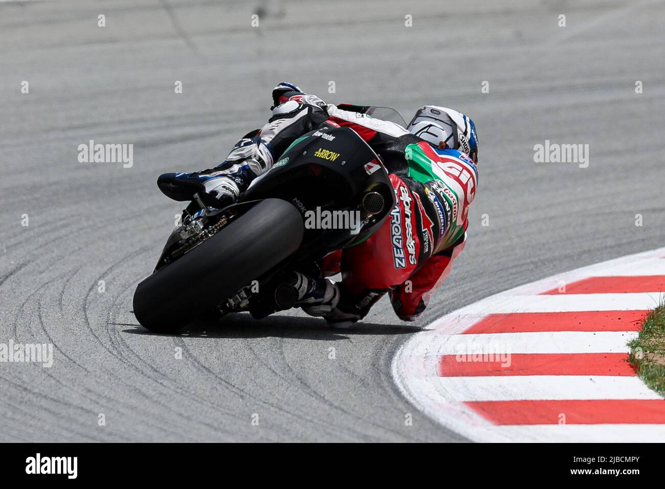Barcelona, Spanien. 4.. Juni 2022. Alex Marquez aus Spanien von LCR Honda CASTROL mit Honda während des MotoGP Gran Premii Monster Energy de Catalunya auf dem Circuit de Barcelona-Catalunya in Barcelona. (Bild: © David Ramirez/DAX via ZUMA Press Wire) Stockfoto