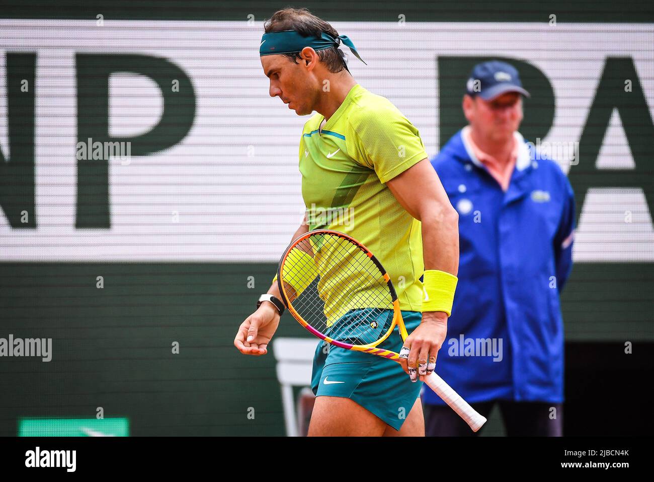 Paris, Frankreich, Frankreich. 5.. Juni 2022. Rafael NADAL von Spanien während des Tages fünfzehn von Roland-Garros 2022, French Open 2022, Grand Slam Tennisturnier im Roland-Garros Stadion am 05. Juni 2022 in Paris, Frankreich. (Bild: © Matthieu Mirville/ZUMA Press Wire) Stockfoto