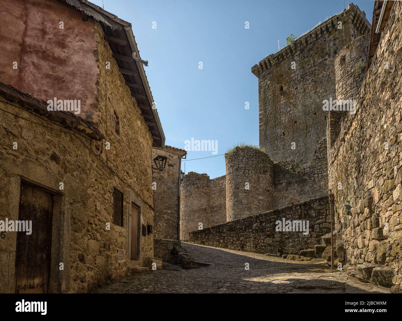 Das historische Dorfzentrum von Miranda del Castanar, Salamanca, Kastilien und Leon, Spanien Stockfoto